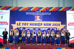 lễ tốt nghiệp và vinh danh k19 năm 2024